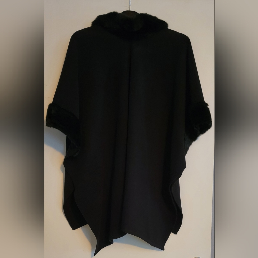 Coat - Picture 2 of 4